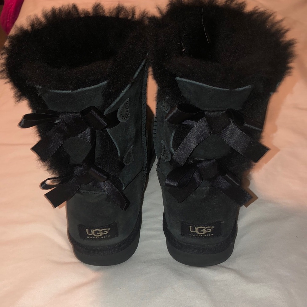 Black Bailey Bow Uggs